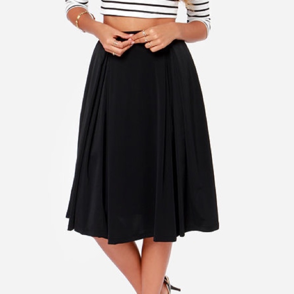 h&m black midi circle skirt